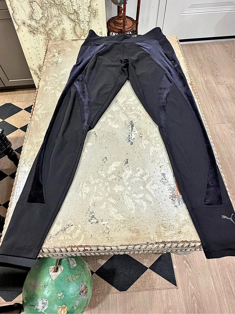Puma Women's Black Athletic Leggings Size XL NEW